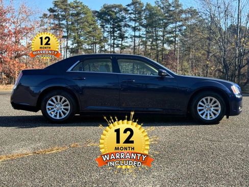 Used 2014 Chrysler 300 image 39