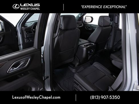 Used 2024 Chevrolet Tahoe LT w/ Luxury Package RWD image 17