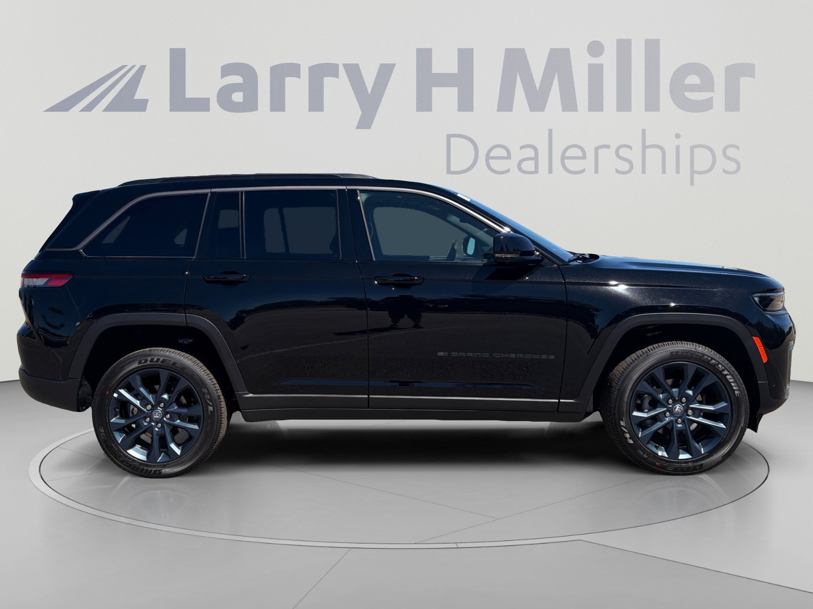 New 2026 Jeep Grand Cherokee Limited AWD/4WD image 7