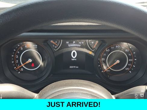 Used 2025 Jeep Wrangler Unlimited Sport AWD/4WD image 19