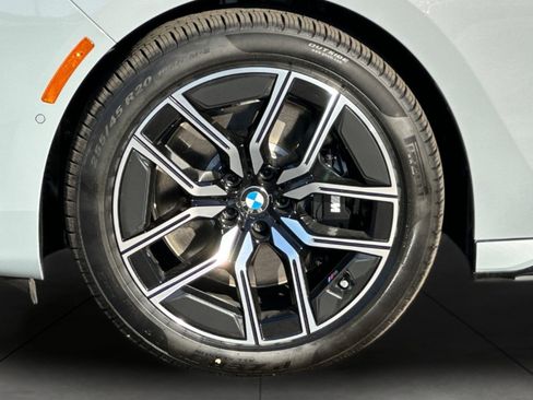New 2026 BMW 740i xDrive AWD/4WD image 25