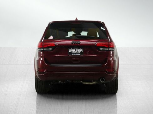 Used 2019 Jeep Grand Cherokee Altitude image 4