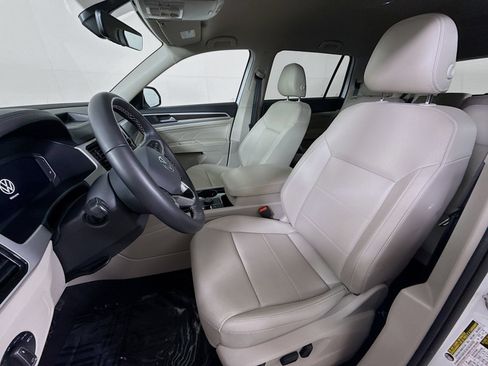 Certified 2023 Volkswagen Atlas SE AWD/4WD image 5