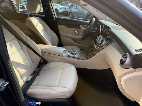 Used 2020 Mercedes-Benz C 300 4MATIC Sedan image 24