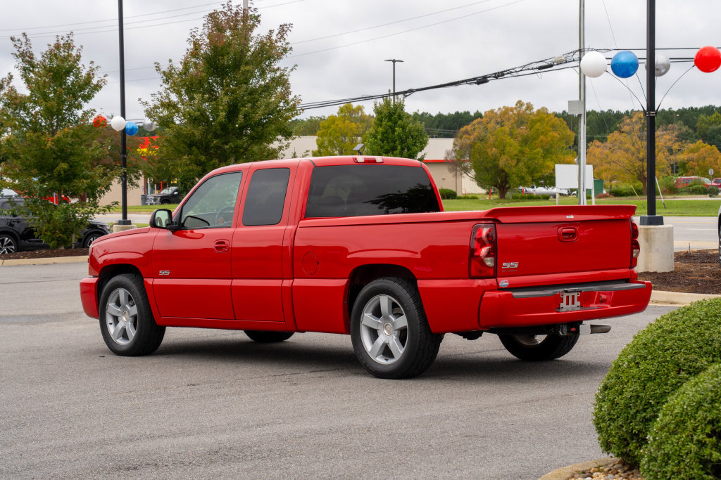 Used 2003 Chevrolet Silverado 1500 SS AWD/4WD image 5