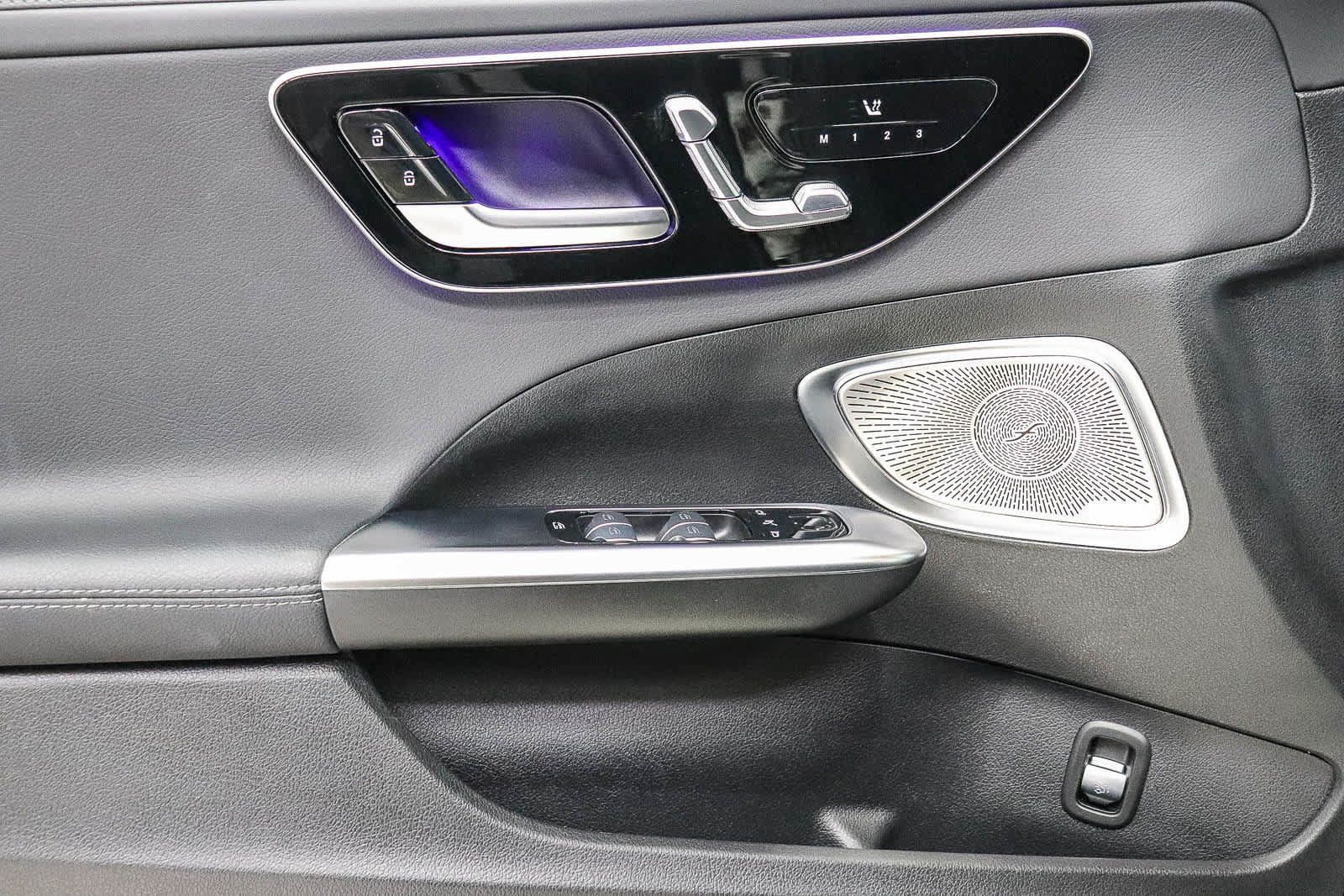 Used 2024 Mercedes-Benz C 300 Sedan image 24
