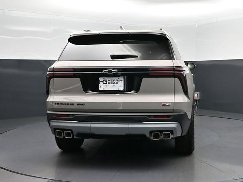 New 2026 Chevrolet Traverse Z71 w/ Enhanced Driving Package image 6