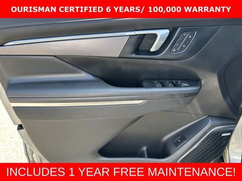 Used 2025 Buick Enclave Sport Touring w/ Power Package FWD image 17