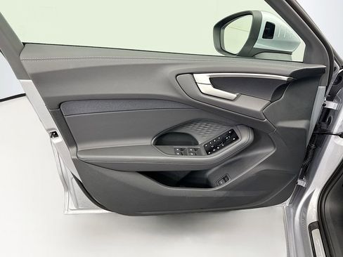 Used 2025 Audi A5 2.0T Premium image 24