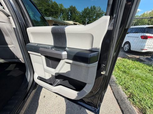 Used 2020 Ford F150 XLT AWD/4WD image 17