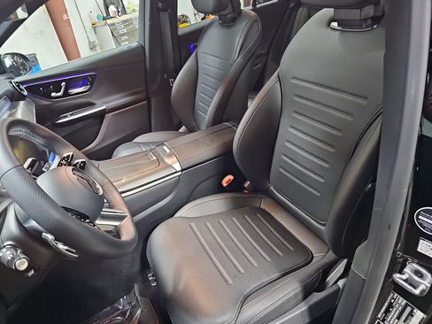 Used 2026 Mercedes-Benz GLC 300 image 17