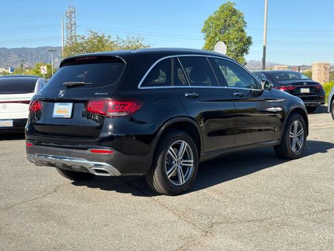 Used 2021 Mercedes-Benz GLC 300 4MATIC image 7