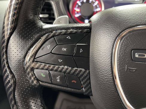 Used 2022 Dodge Challenger GT image 33