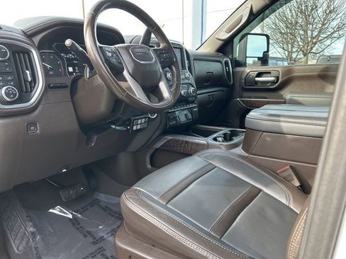 Used 2023 GMC Sierra 2500 Denali w/ Denali Ultimate Package image 18