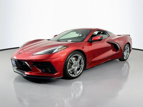 Used 2022 Chevrolet Corvette Stingray Premium Conv w/ Z51 Performance Package RWD image 3