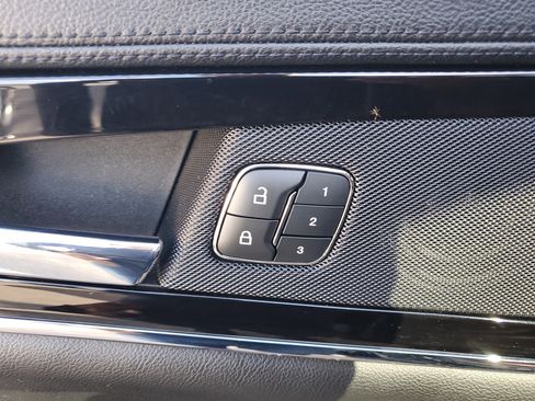 Certified 2022 Lincoln Nautilus Reserve w/ Equipment Group 201A image 15