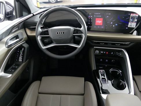 New 2025 Audi Q5 Premium Plus image 27