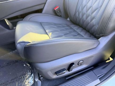 New 2026 Nissan Rogue Platinum w/ Platinum Premium Package image 15