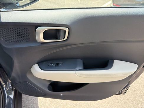 New 2026 Hyundai Venue SEL FWD image 15