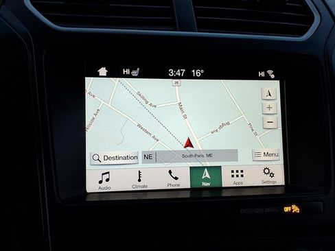 Used 2017 Ford Explorer XLT w/ Equipment Group 201A image 21