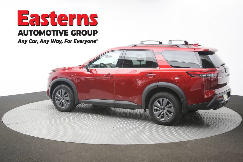 Used 2024 Nissan Pathfinder SV AWD/4WD image 65