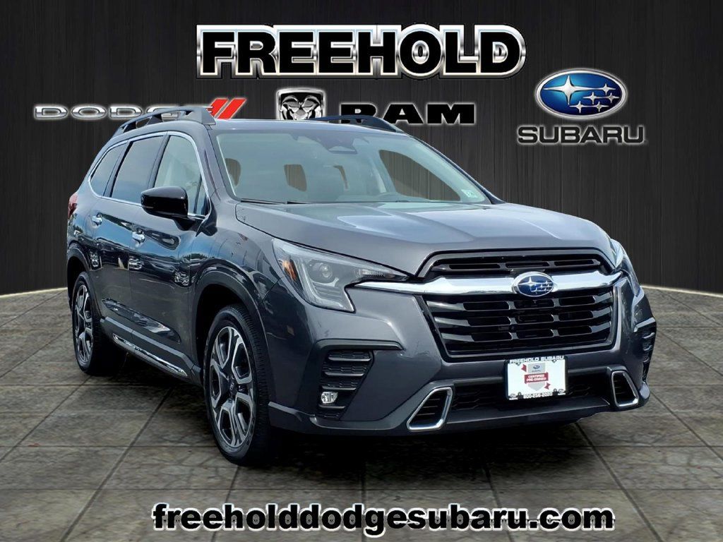 Used 2024 Subaru Ascent Touring AWD/4WD image 1