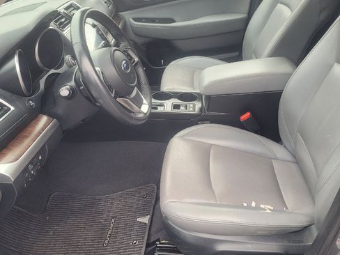 Used 2018 Subaru Outback 2.5i Limited image 11