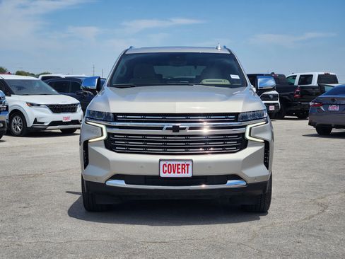 Used 2024 Chevrolet Tahoe Premier w/ Premium Package AWD/4WD image 2