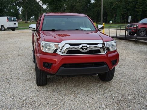 Used 2012 Toyota Tacoma PreRunner image 2
