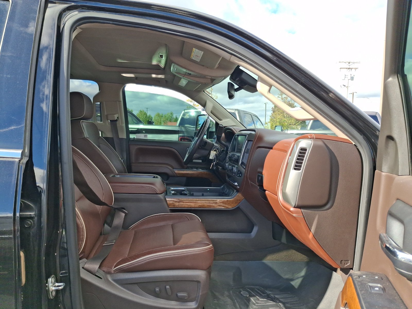 Used 2015 Chevrolet Silverado 3500 High Country AWD/4WD image 26