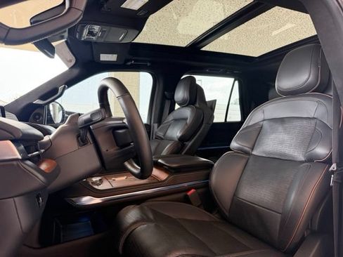 Used 2025 Lincoln Navigator Black Label AWD/4WD image 11