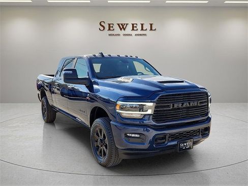Used 2024 RAM 2500 Laramie w/ Night Edition image 6