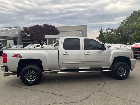 Used 2012 Chevrolet Silverado 2500 LT w/ Z71 Appearance Package AWD/4WD image 9