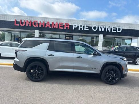 Used 2024 Chevrolet Traverse RS w/ LPO, Floor Liner Package FWD image 5