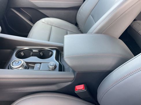 New 2026 Ford Explorer Active image 12