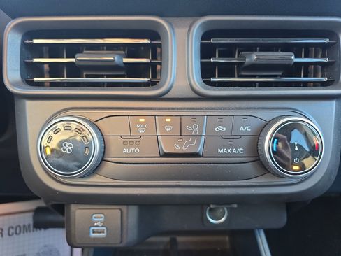 Certified 2023 Ford Maverick XL image 37