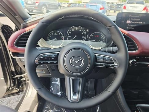 New 2026 MAZDA MAZDA3 Hatchback w/Premium Plus Pkg AWD/4WD image 16