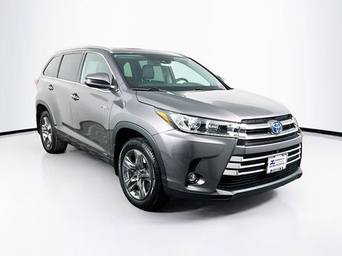 Used 2019 Toyota Highlander Limited Platinum image 1