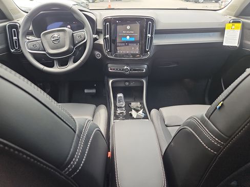 New 2026 Volvo XC40 B5 Plus w/ Protection Package Premier image 3