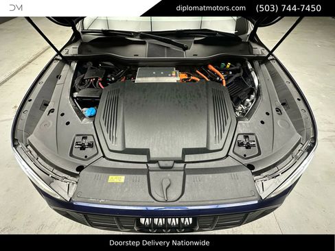 Used 2022 Audi e-tron Premium Plus w/ Premium Plus Package image 42