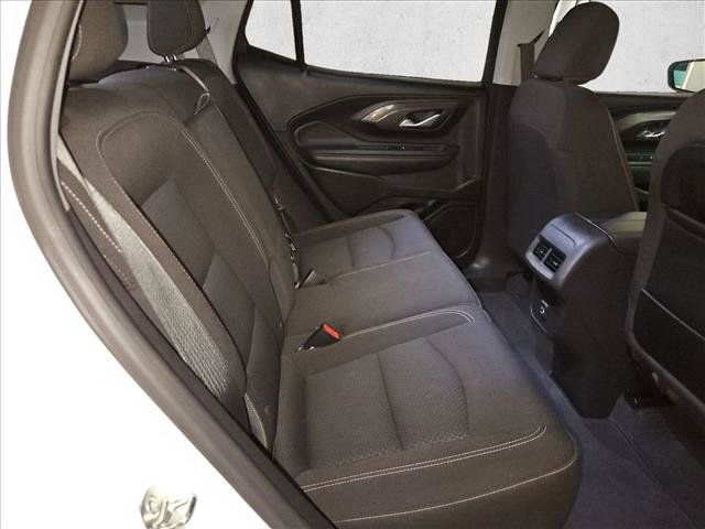 Used 2024 GMC Terrain SLE FWD image 17