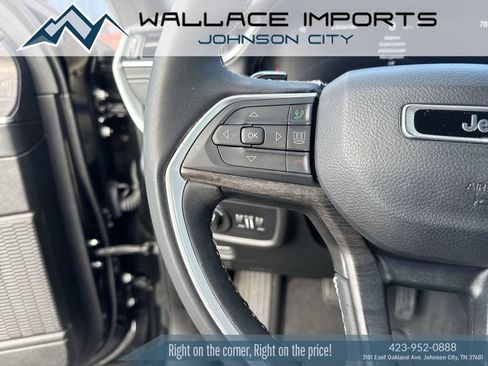 Used 2024 Jeep Grand Cherokee Limited image 31