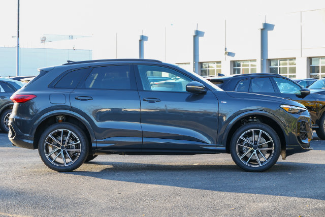 New 2026 Audi Q5 Premium Plus AWD/4WD image 22