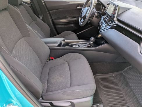Used 2018 Toyota C-HR XLE FWD image 20