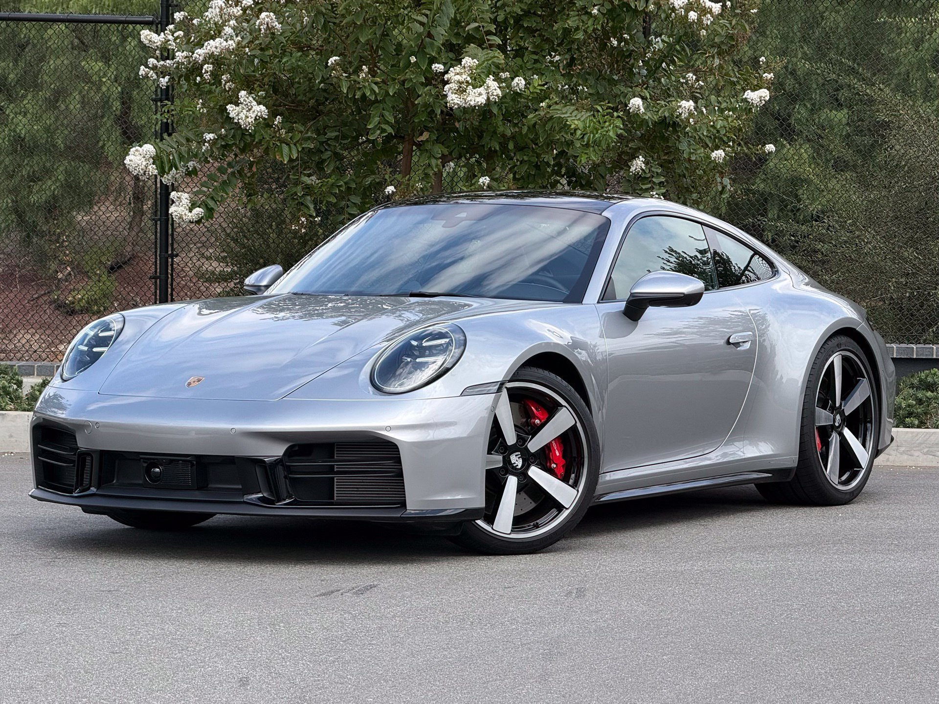 Certified 2025 Porsche 911 Carrera S RWD image 1