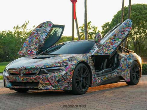 Used 2017 BMW i8 image 17