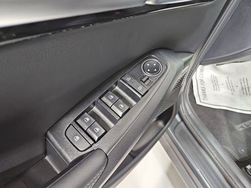 Used 2024 Kia Seltos SX image 12