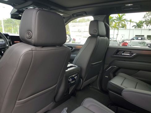 New 2026 GMC Yukon XL Denali w/ Sun & Power Step Package image 12