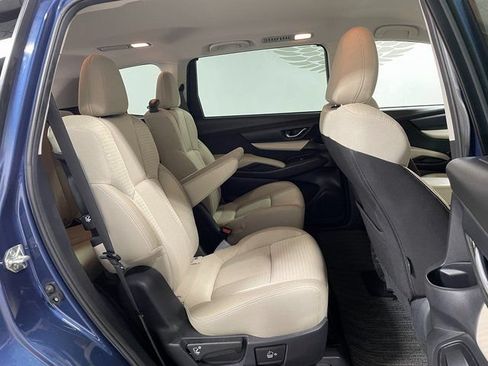 Used 2019 Subaru Ascent Premium AWD/4WD image 21