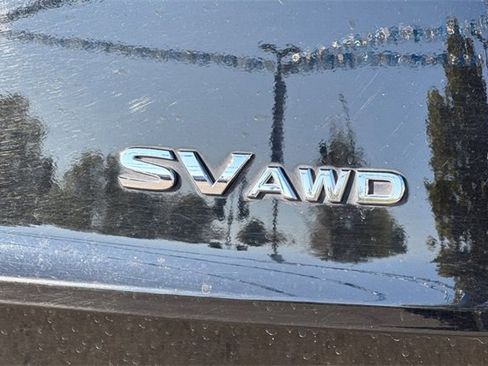 Used 2023 Nissan Rogue SV image 33